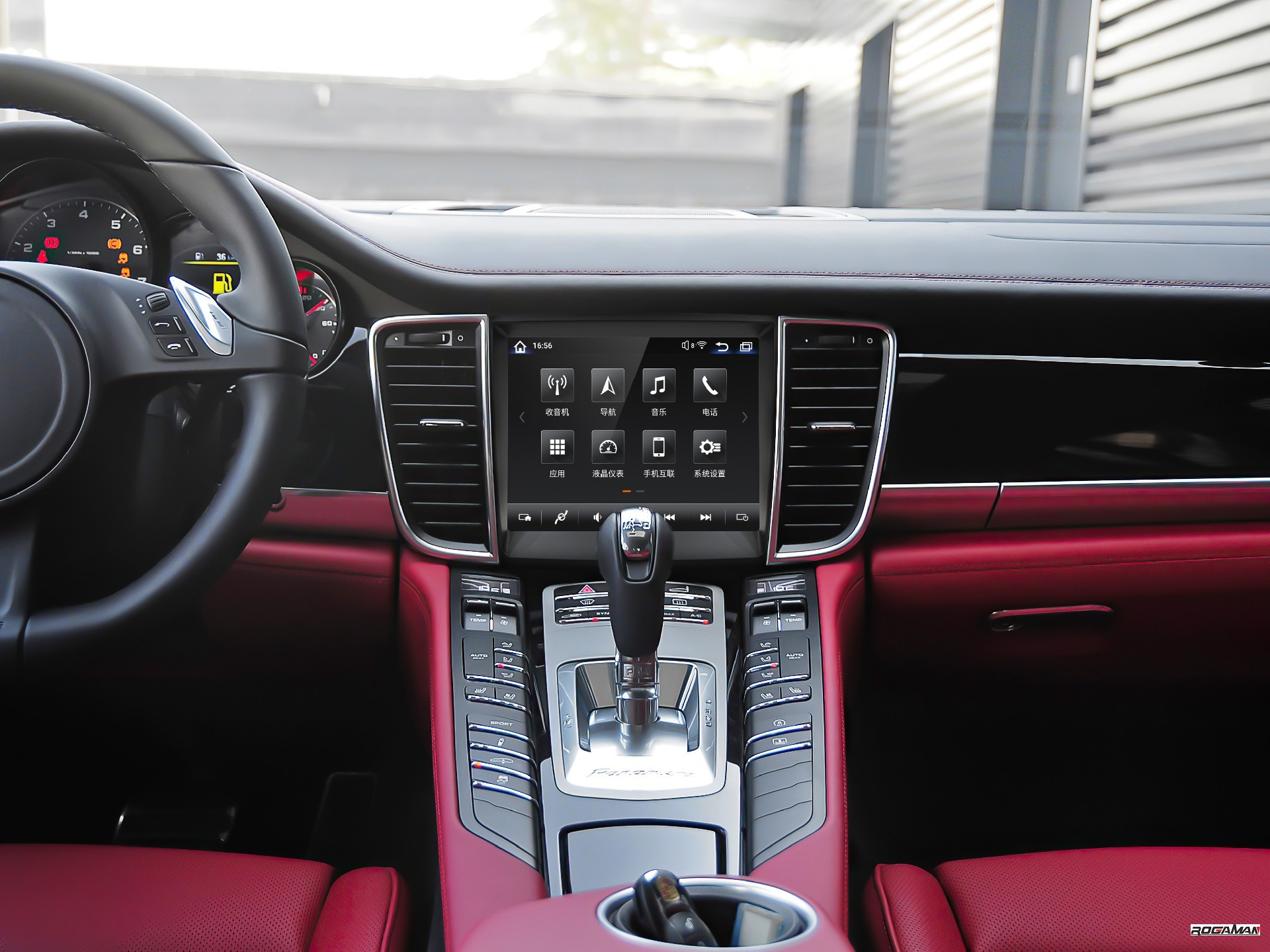 2704 Panamera 10-16款 8.4寸 安装后.jpg